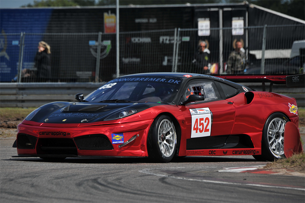 Ronnie Bremer og hans Ferrari bliver et nyt indslag i Danish Endurance Championship på Ring Djursland